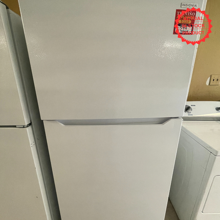 Insignia Electric Refrigerator TE0648